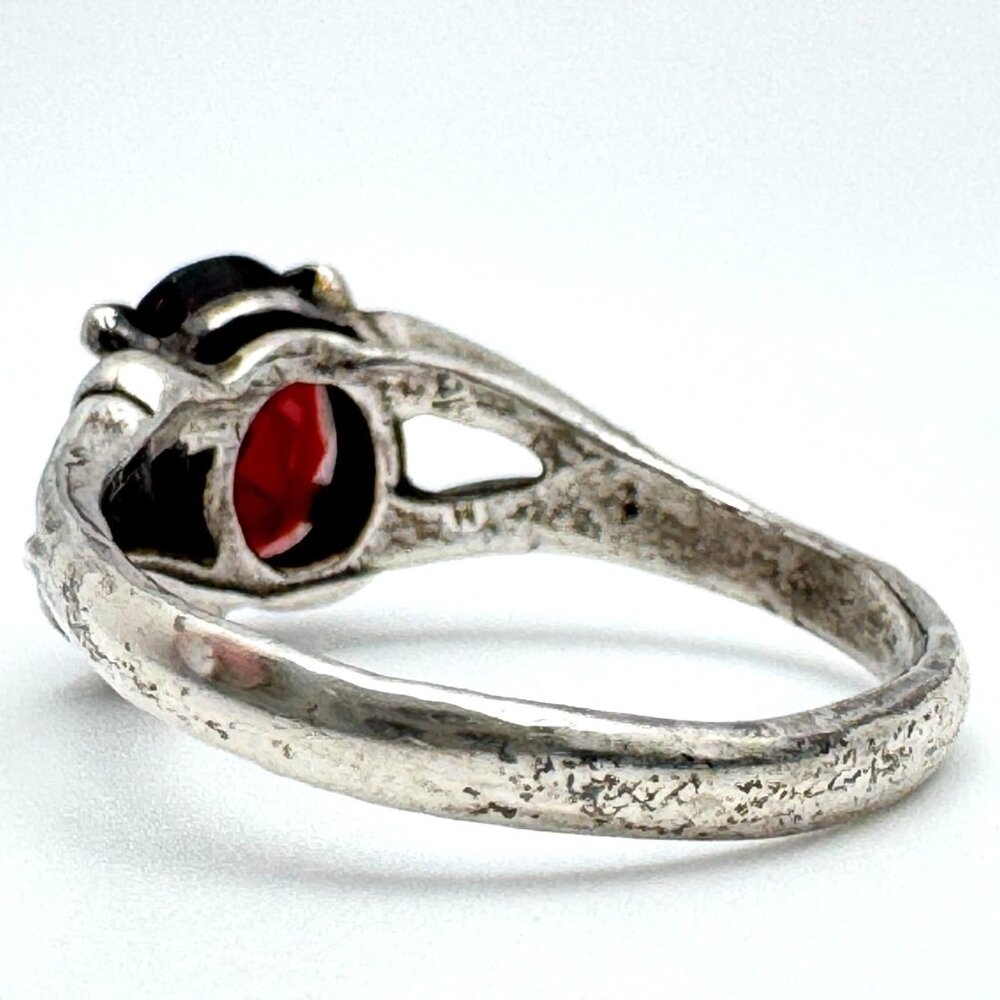 Vintage Sterling Silver Ring Oval Garnet Gemstone Nature Left Design Size 7.5 - Picture 8 of 9